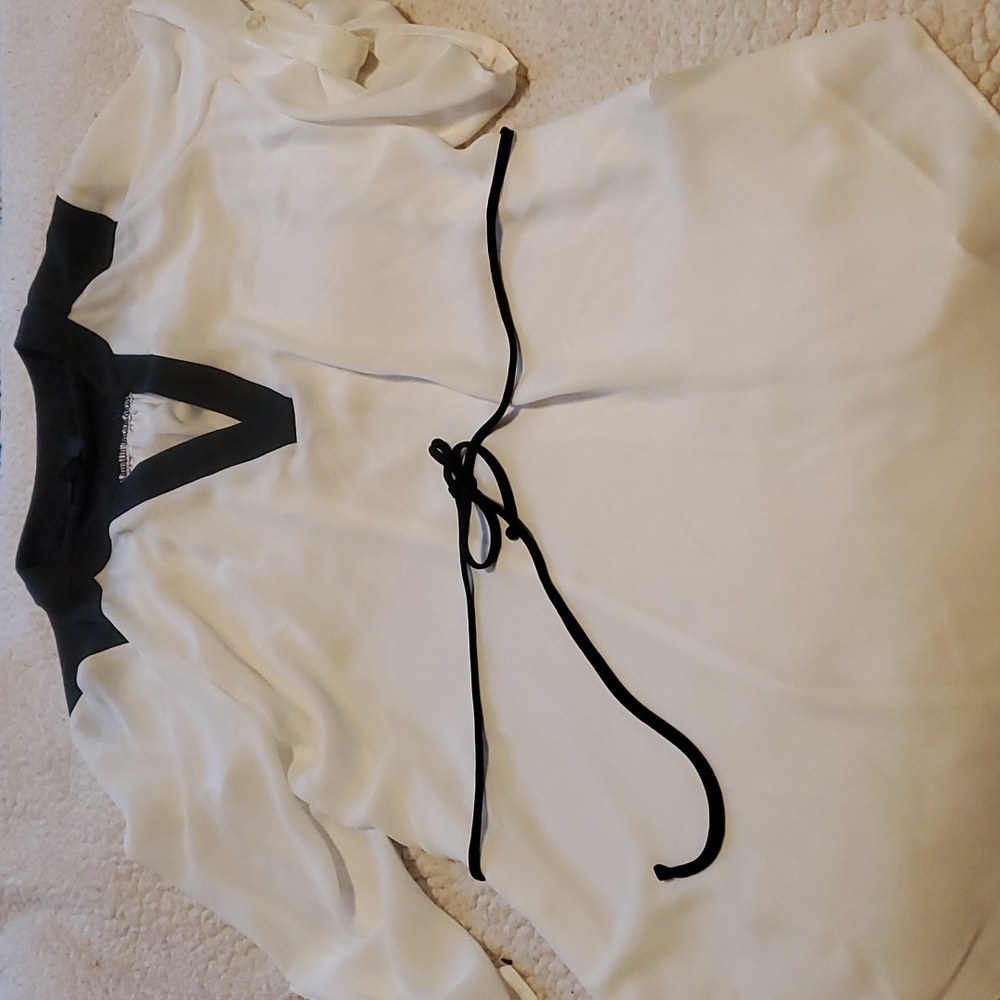 Tunic blouse with waist tie